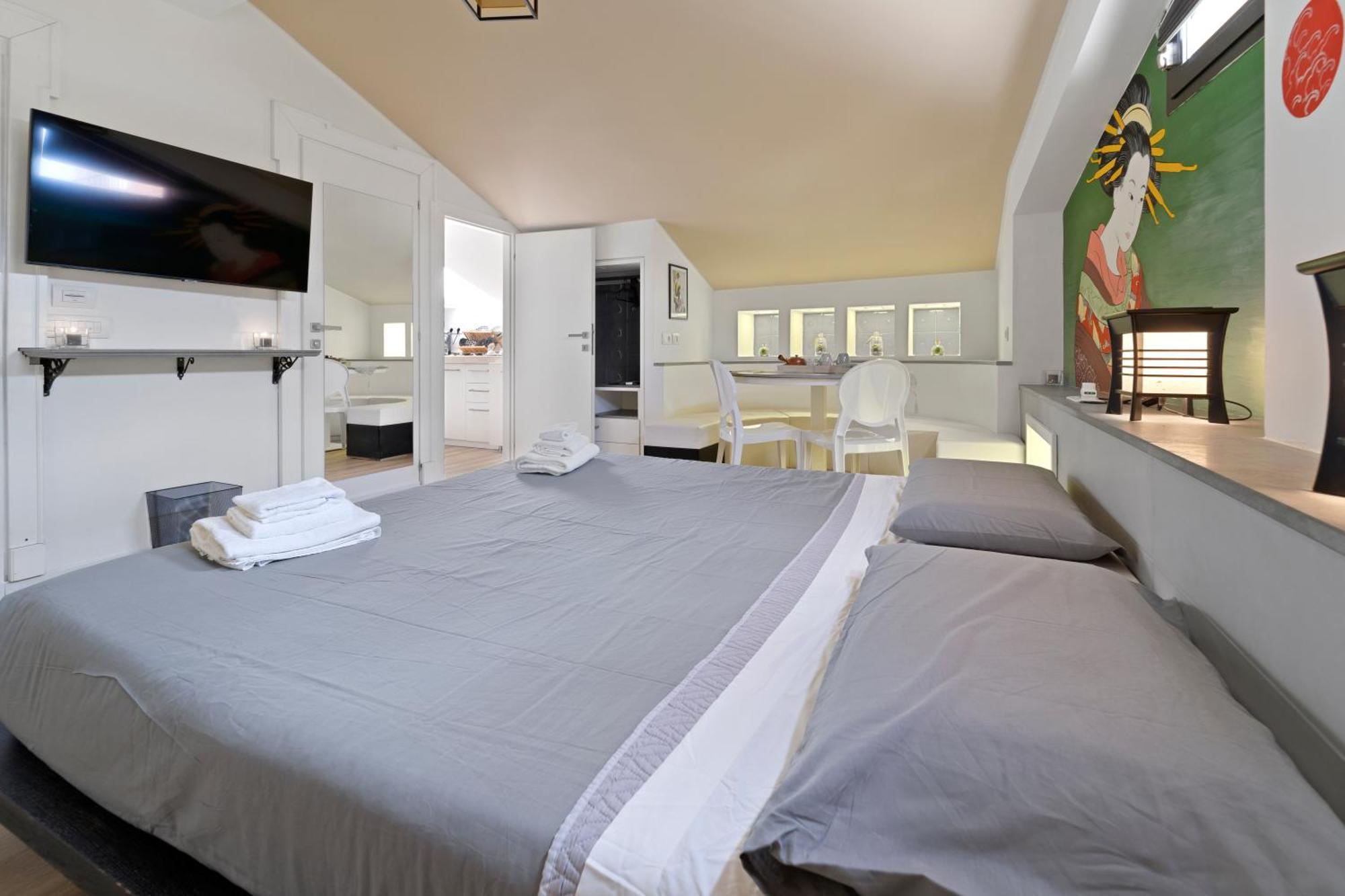 Ukiyo Suites And Rooms Cagliari Bagian luar foto